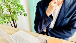 フランチャイズの加盟金とは？業種別相場・勘定科目・消費税の処理まで解説